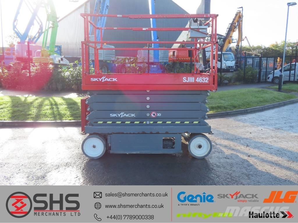 SkyJack SJ III 4632 Ножничные подъемники