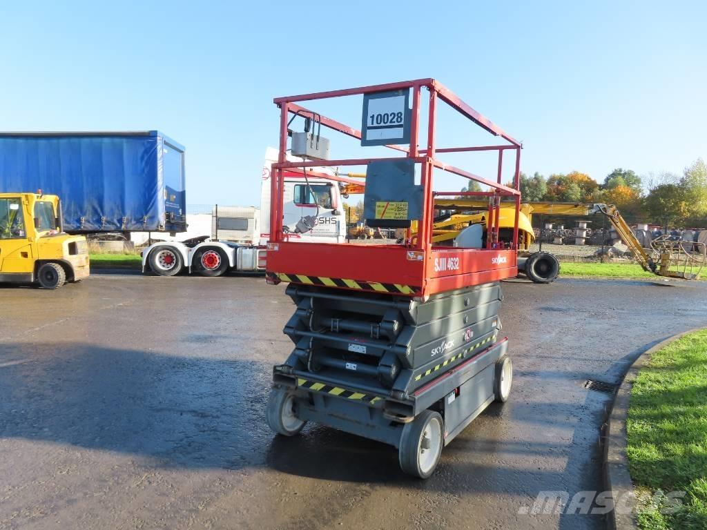SkyJack SJ III 4632 Ножничные подъемники