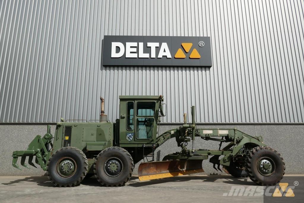 CAT 130G Ex-army Грейдеры