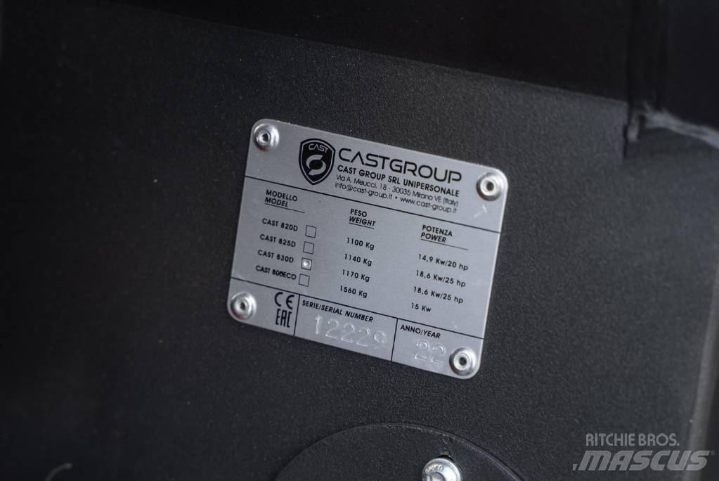 Cast 830D CARBON Малые погрузчики