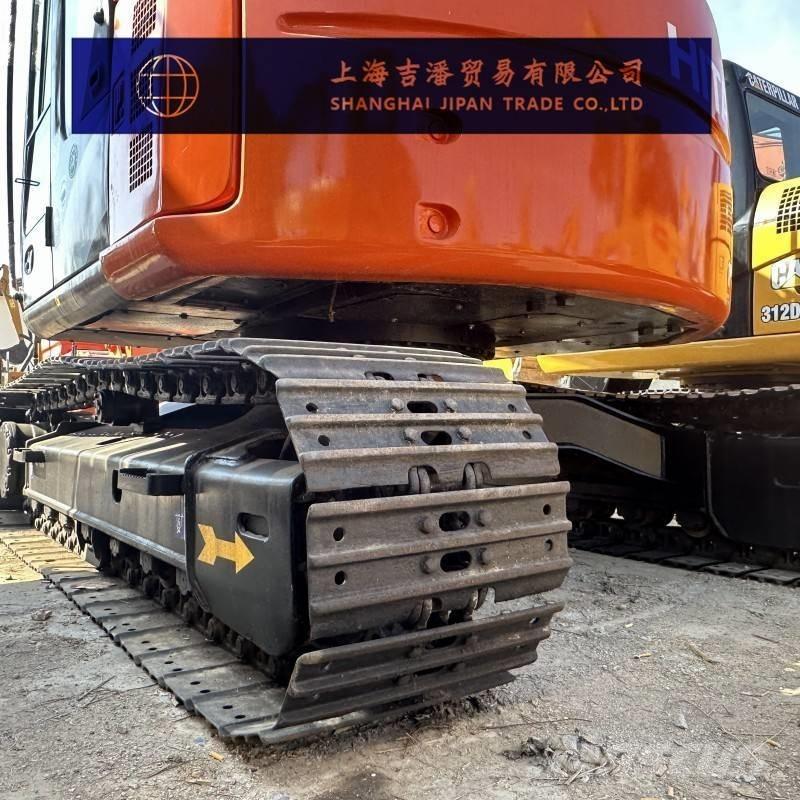 Hitachi ZX 135 Гусеничные экскаваторы