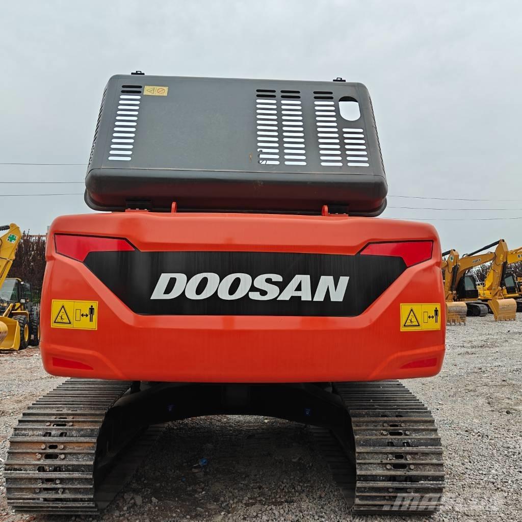Doosan DX 225 LCA Гусеничные экскаваторы