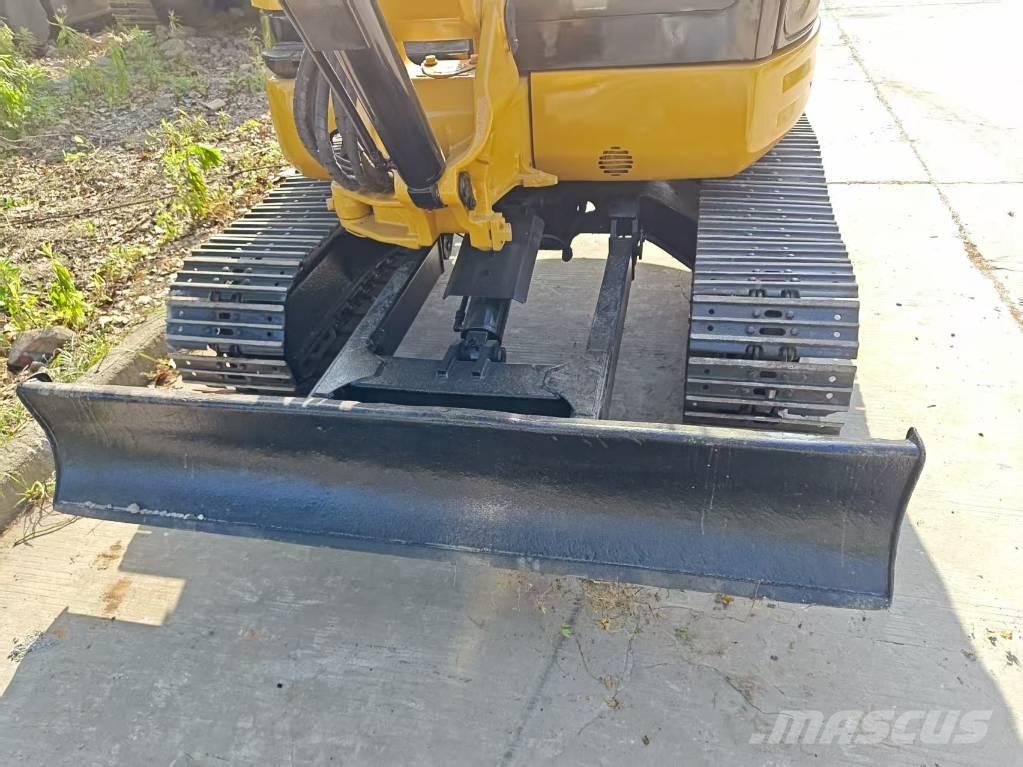 CAT 304 CR Мини-экскаваторы