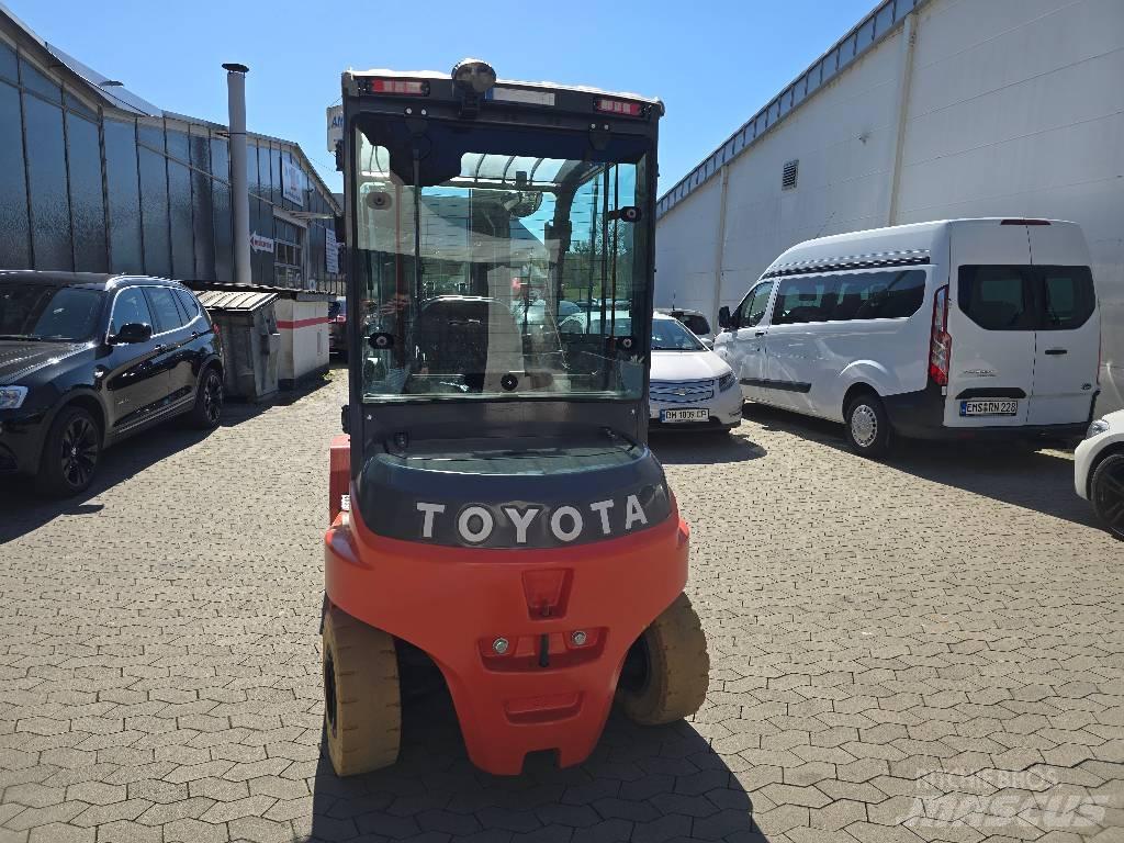 Toyota Traigo 80 Электропогрузчики