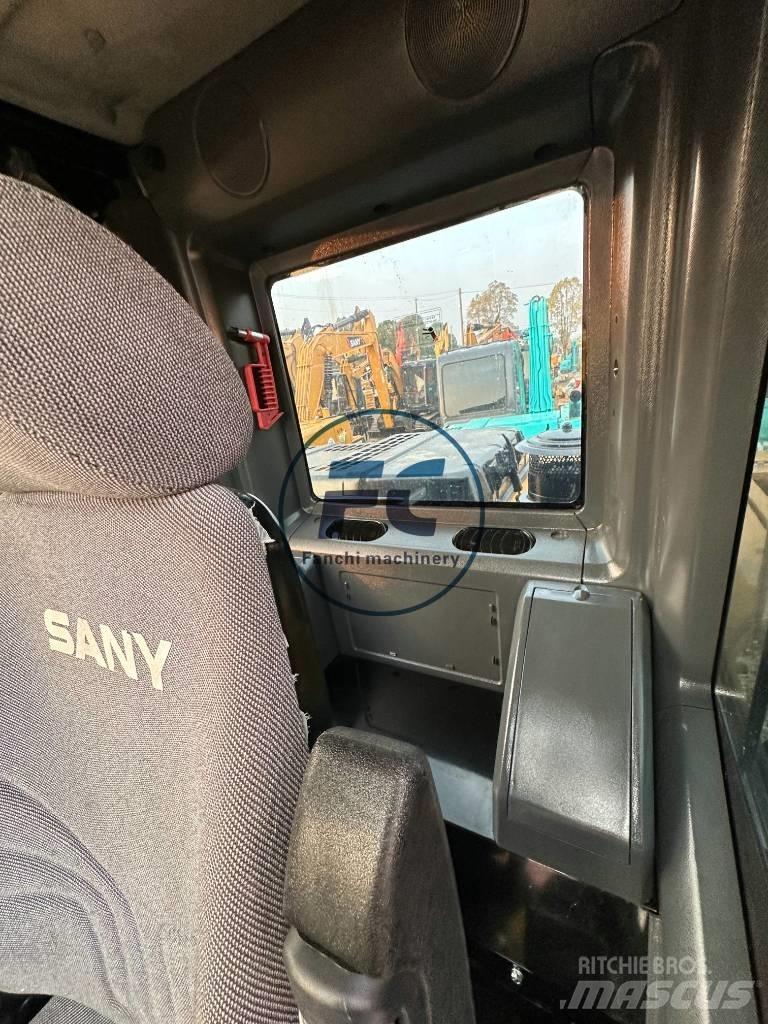 Sany SY 135 Гусеничные экскаваторы