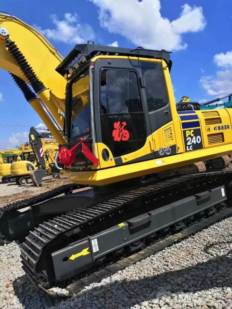 Komatsu PC 240 LC-8 Гусеничные экскаваторы
