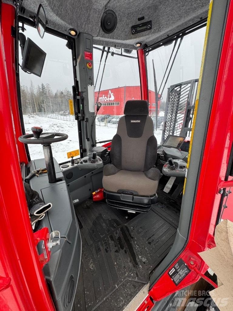 Komatsu 875 Форвардеры