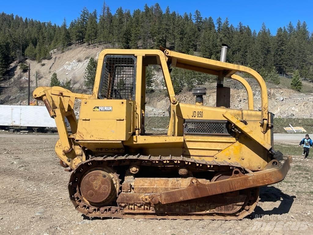 DEERE 850 Гусеничные бульдозеры