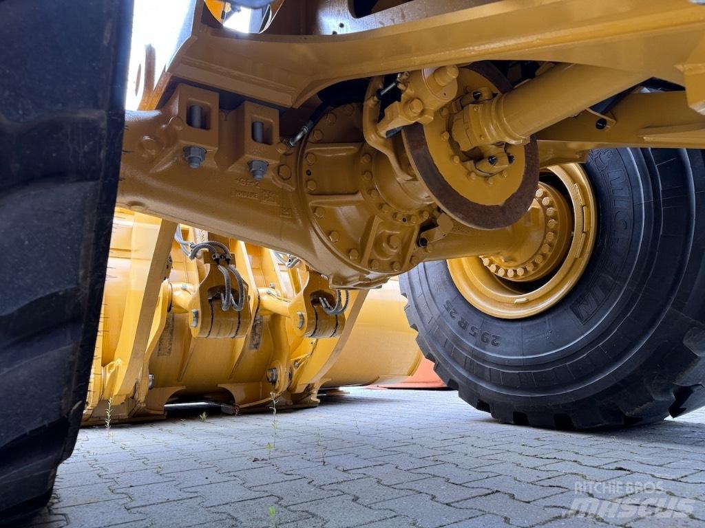 CAT 980 XE Фронтальные погрузчики