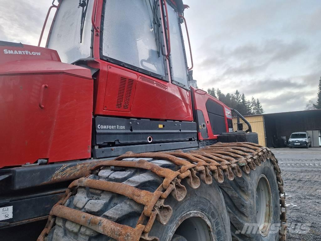 Komatsu 895 Форвардеры
