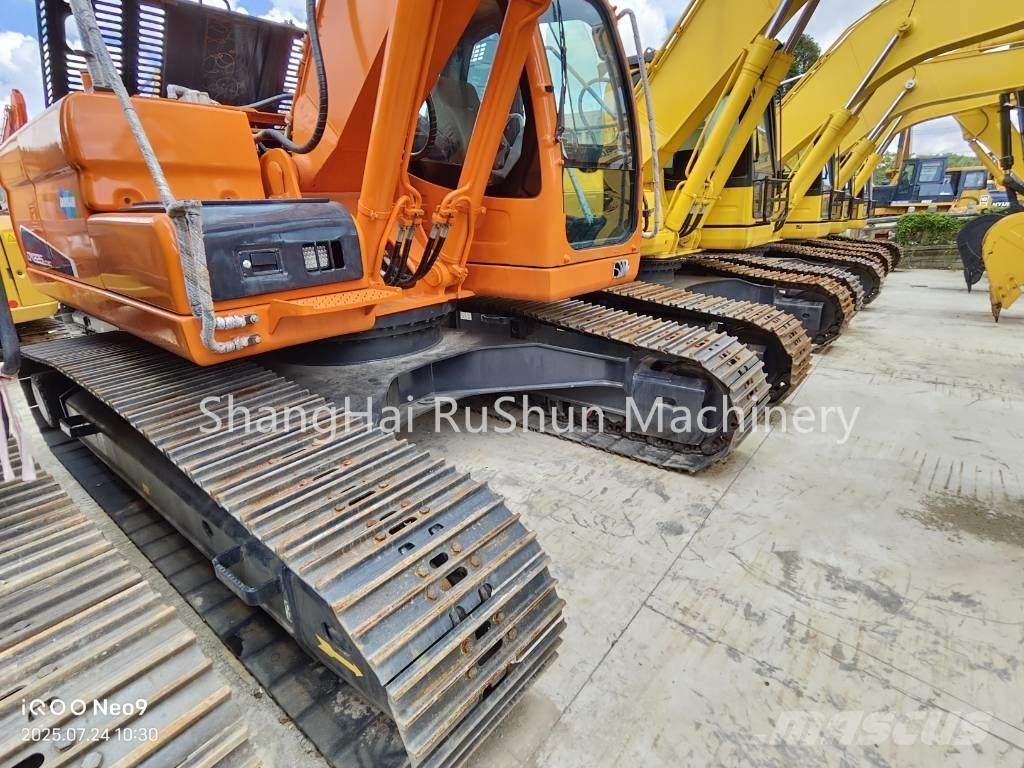 Doosan 225-7 Гусеничные экскаваторы