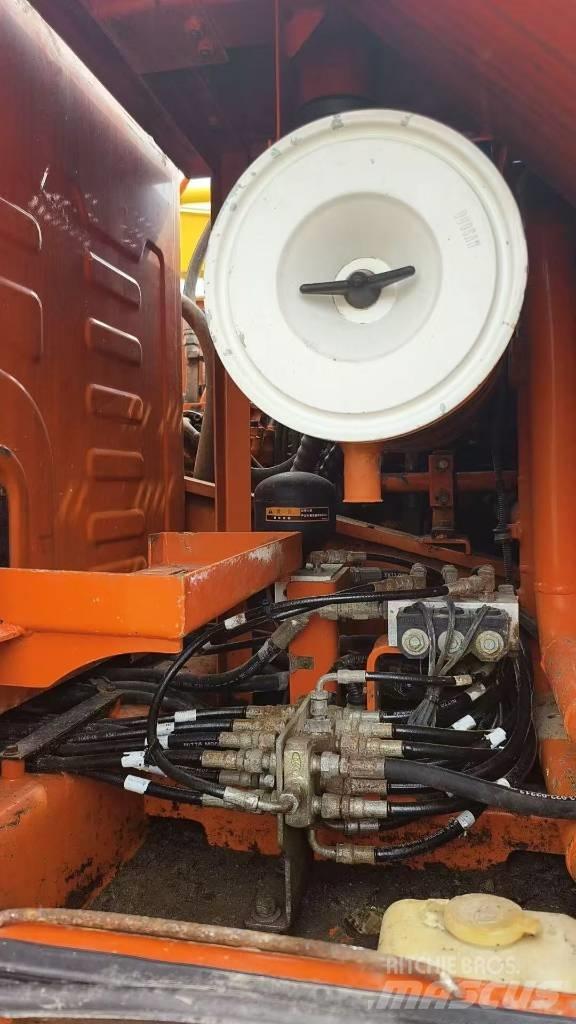 Doosan DH 225 LC-7 Гусеничные экскаваторы