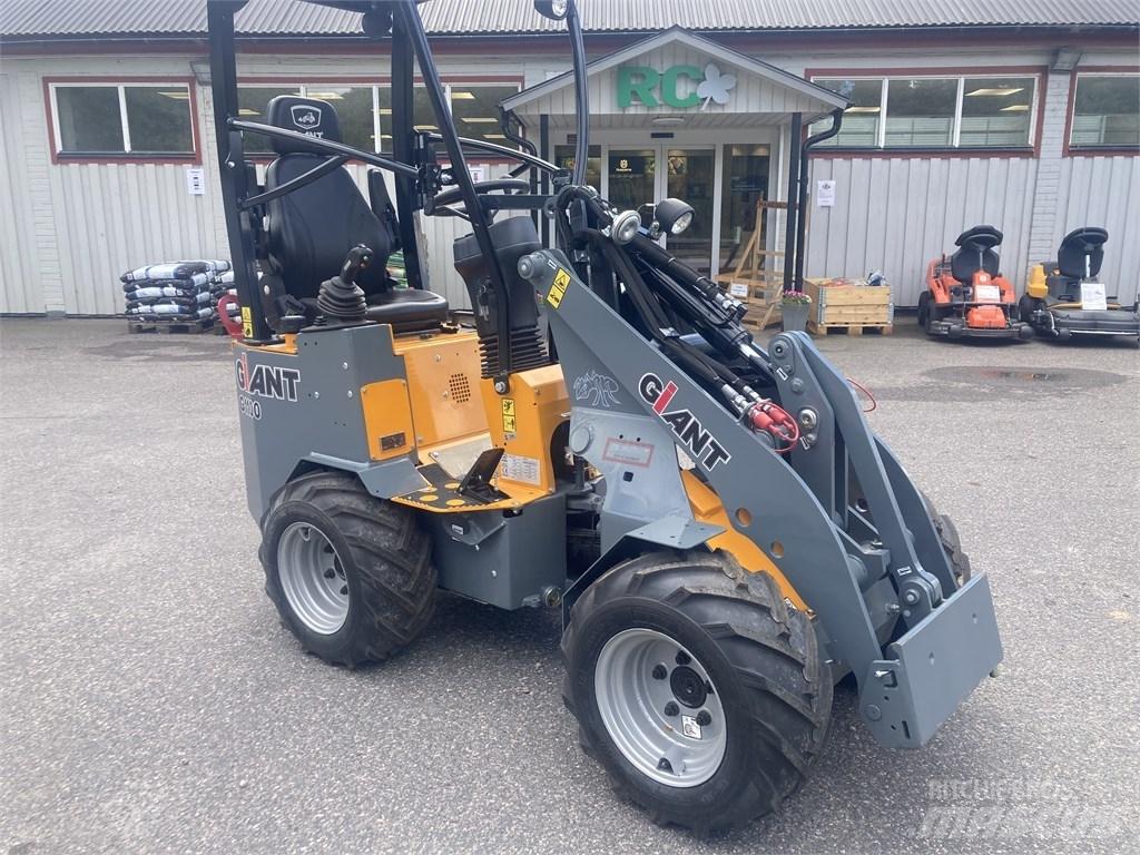 GiANT G1100 Многофункциональные сельскохозяйственные погрузчики