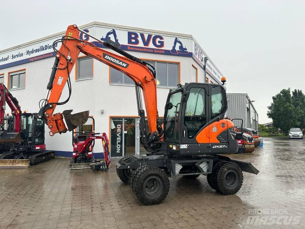 Doosan DX 57 W-5 Колёсные экскаваторы