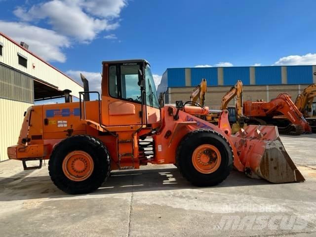 Fiat-Hitachi W170 Фронтальные погрузчики