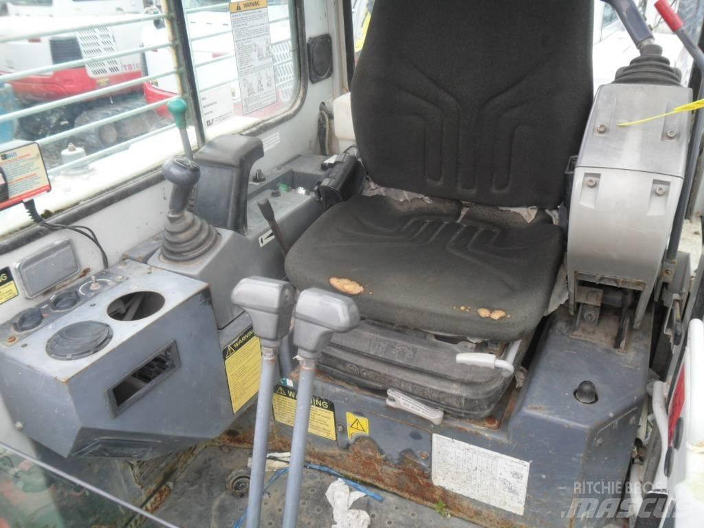 Takeuchi TB153FR Мини-экскаваторы