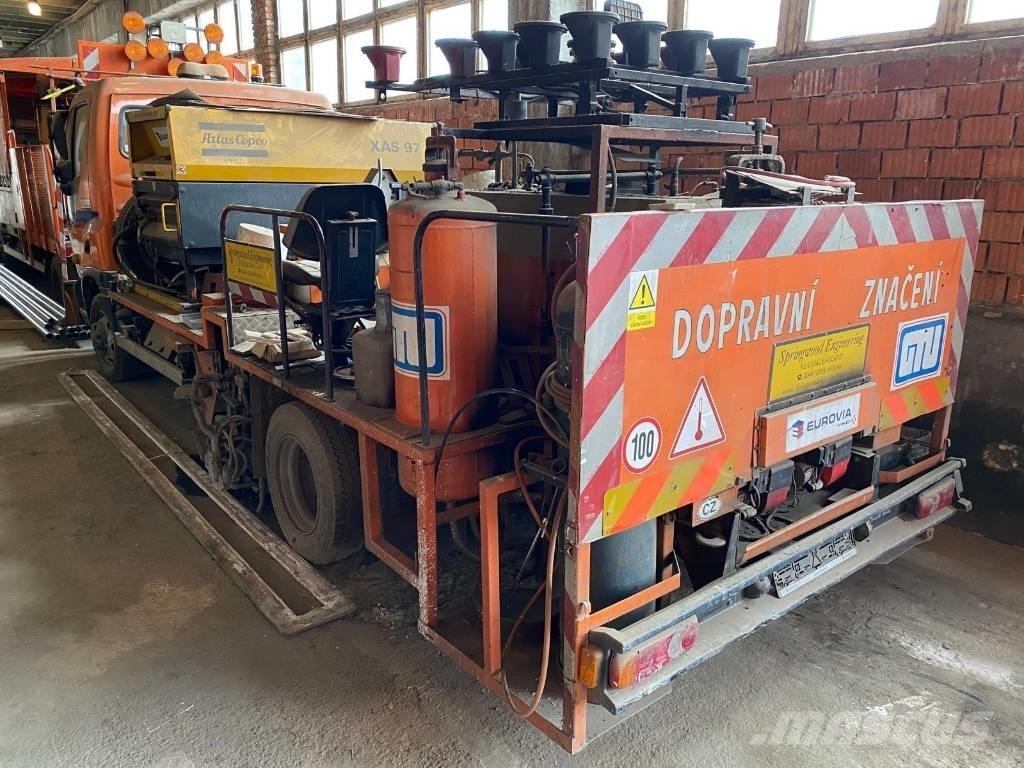 Avia D 90 L Специальные грузовики
