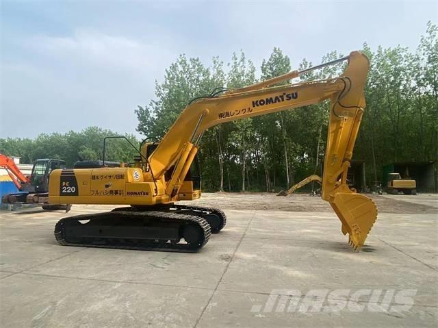 Komatsu PC 220-8 Гусеничные экскаваторы