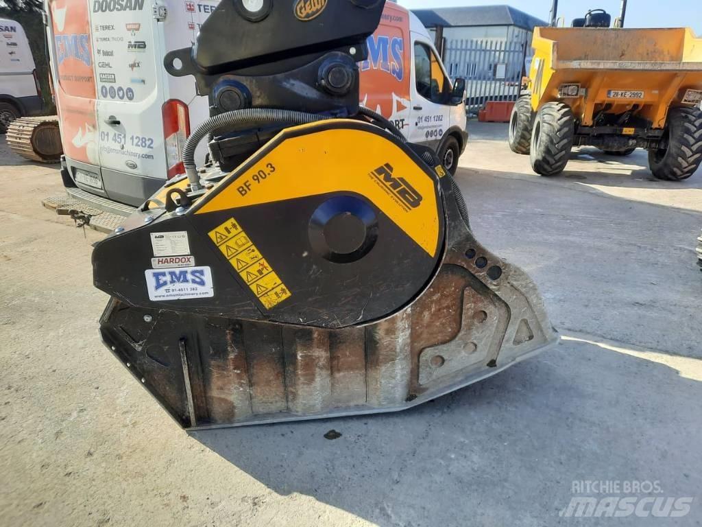 MB Crusher BF 90.3 Дробильные ковши