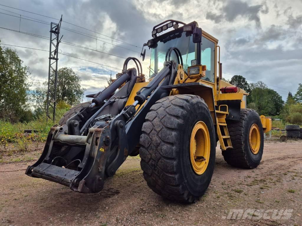 Volvo L 120 B Фронтальные погрузчики