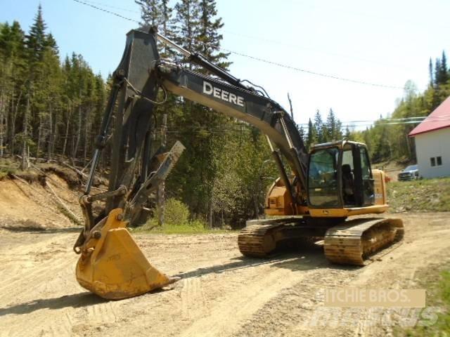 John Deere 225 DLC Гусеничные экскаваторы