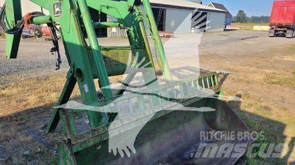 John Deere 740 Навесное оборудование и запчасти
