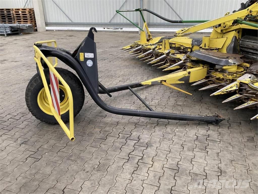 John Deere 7750i Самоходные кормоуборочные комбайны