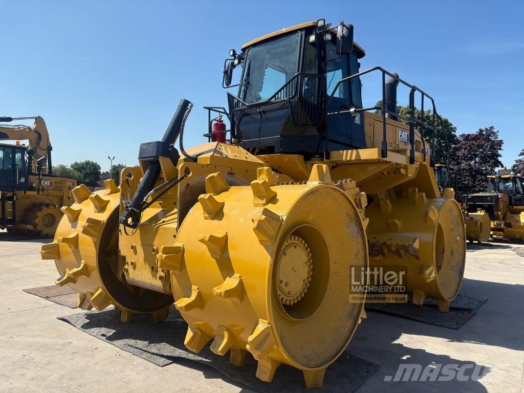 CAT 826 Уплотнители для закладки отходов