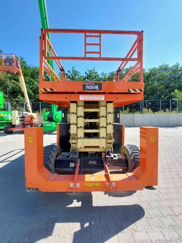 JLG 530 LRT Ножничные подъемники