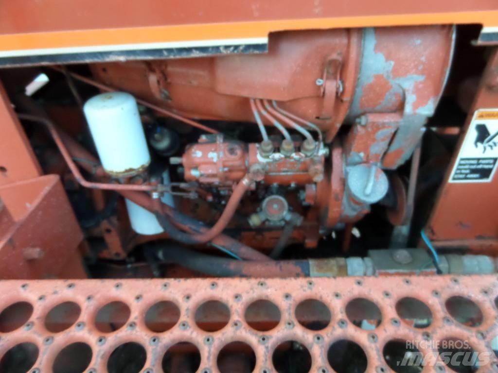 Ditch Witch 4010 DD Траншеекопатели