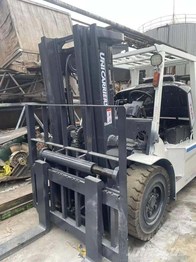 TCM 5 TON Дизельные погрузчики