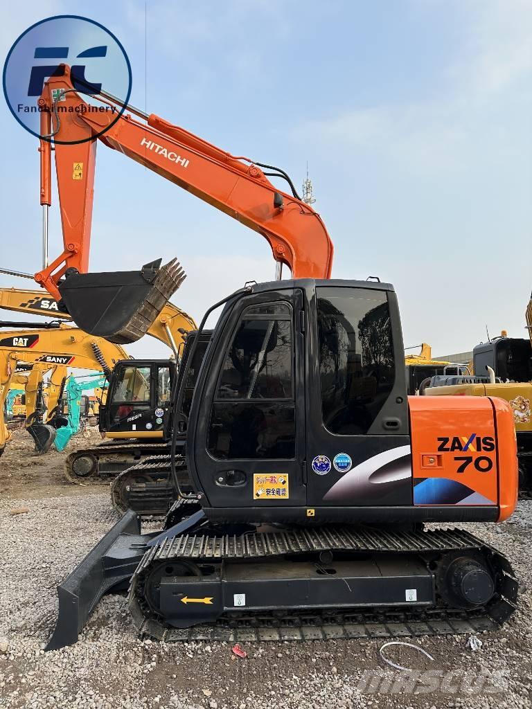 Hitachi ZX 70 Гусеничные экскаваторы