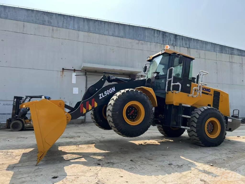 XCMG ZL 50 GN Фронтальные погрузчики