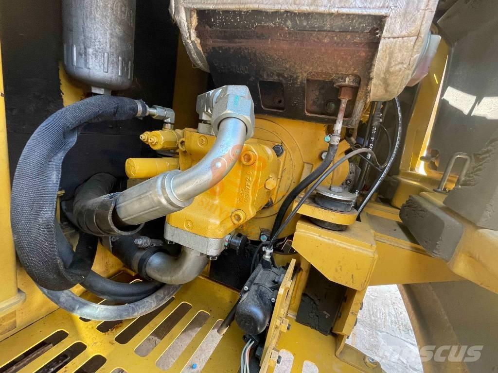 CAT 305.5 E 2 Мини-экскаваторы