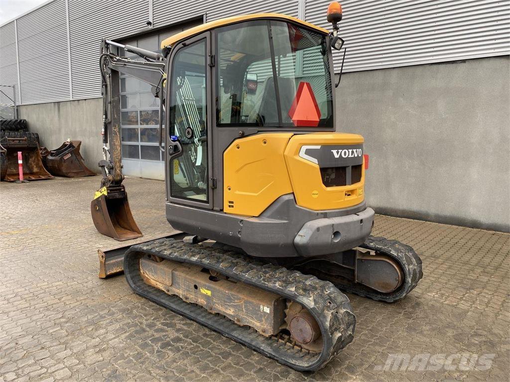 Volvo ECR50 Колёсные экскаваторы