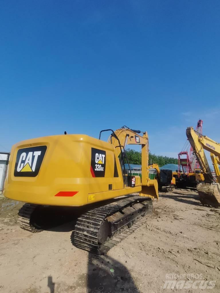 CAT CAT320GC Малые экскаваторы 7т-12т
