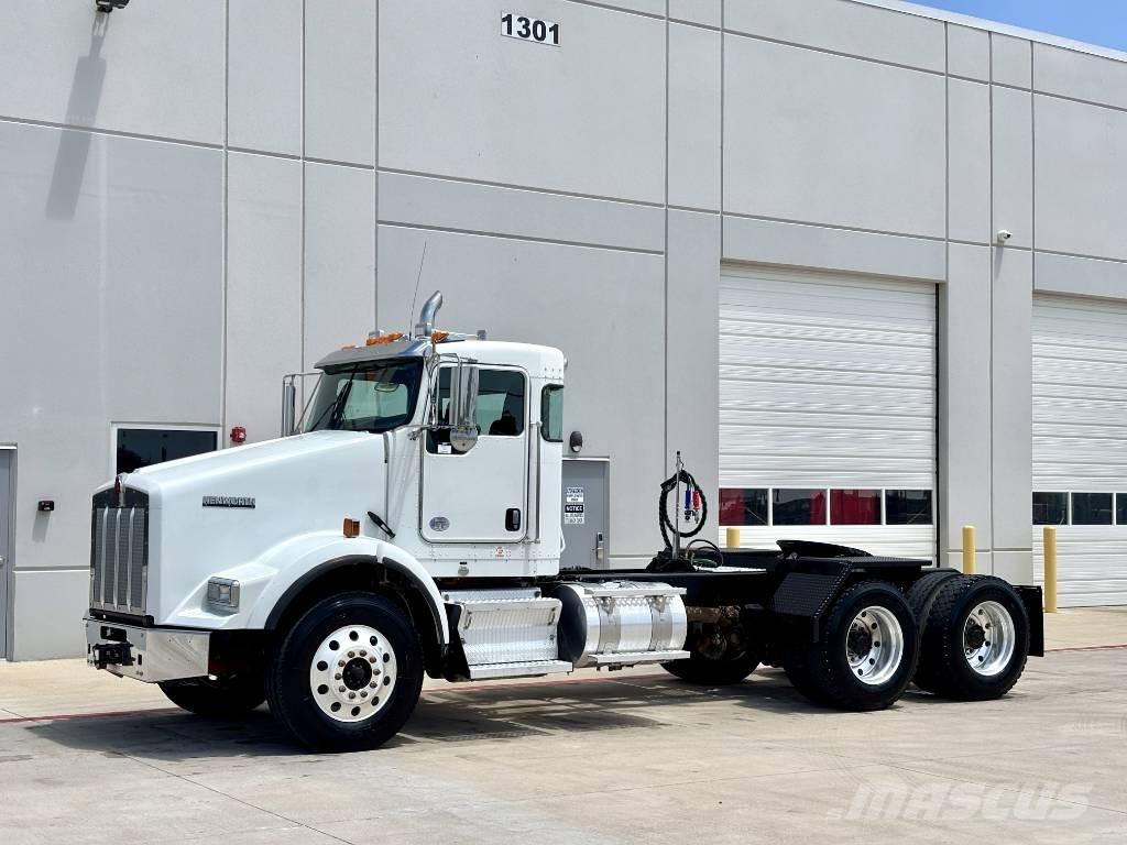 Kenworth T 800 Седельные тягачи