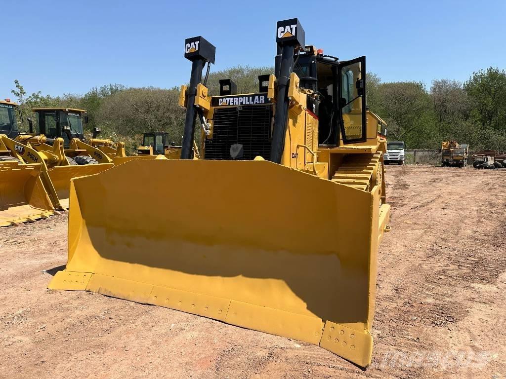 CAT D8R Гусеничные бульдозеры