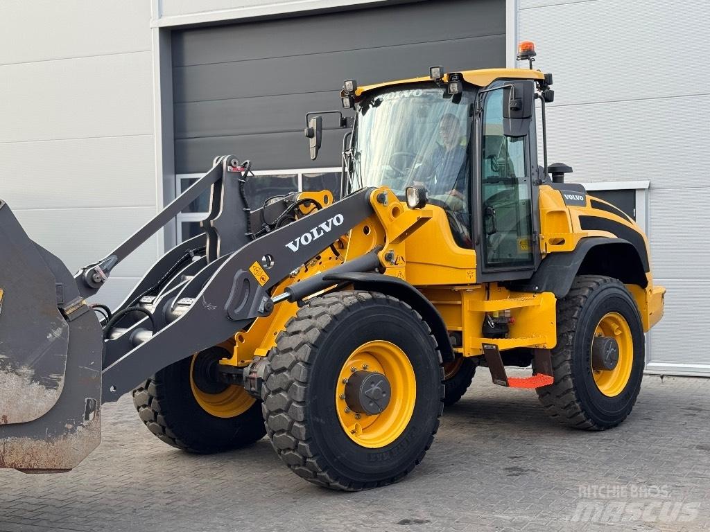 Volvo L 45 H Фронтальные погрузчики