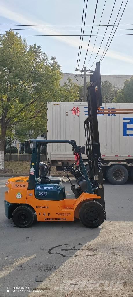 Toyota FD 30 Дизельные погрузчики