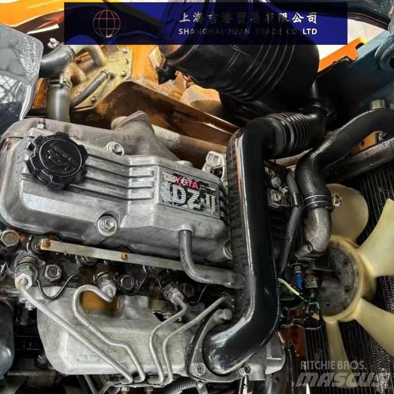 Toyota 25 Дизельные погрузчики