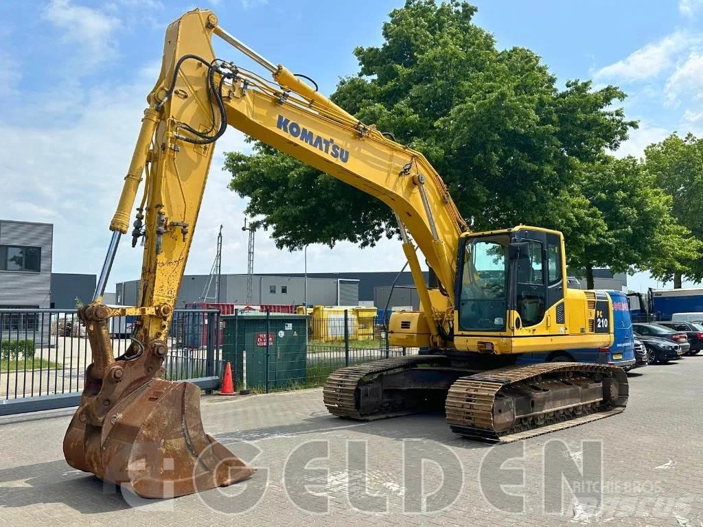 Komatsu PC210 LC-8 Гусеничные экскаваторы