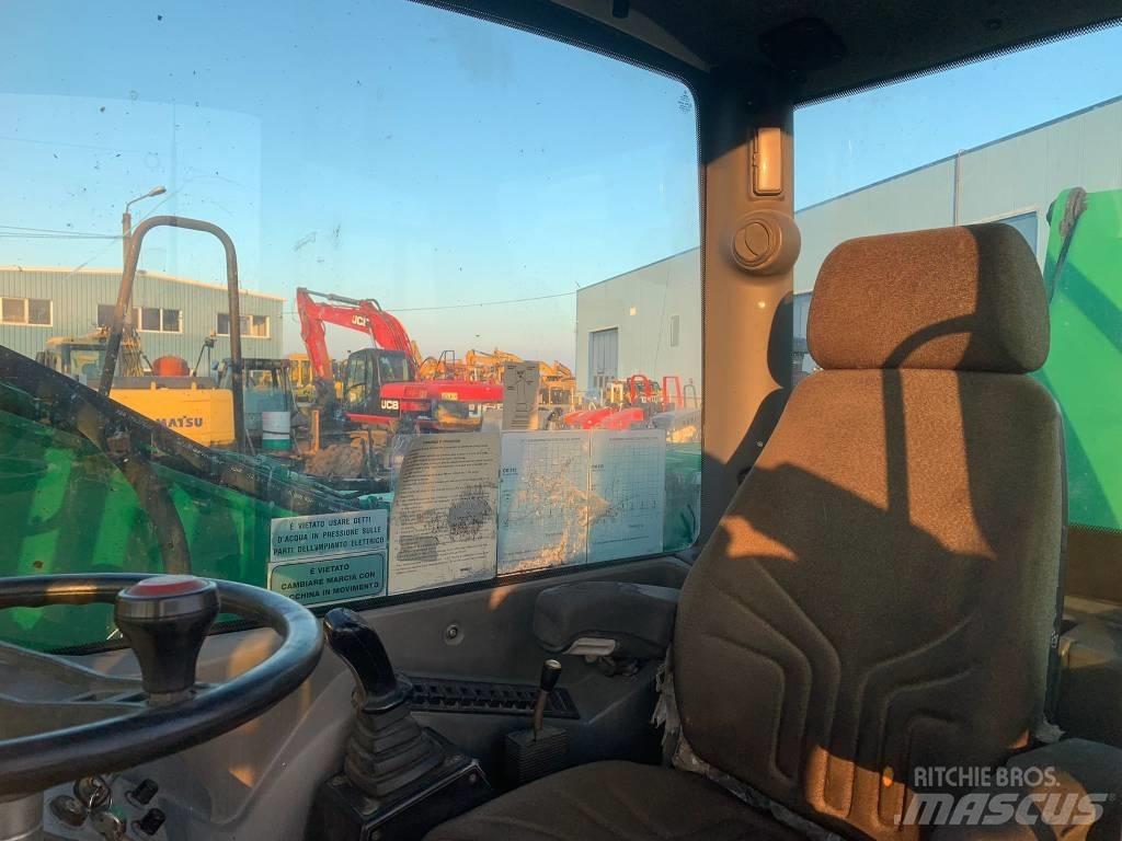 Minelli CM210 Колёсные экскаваторы