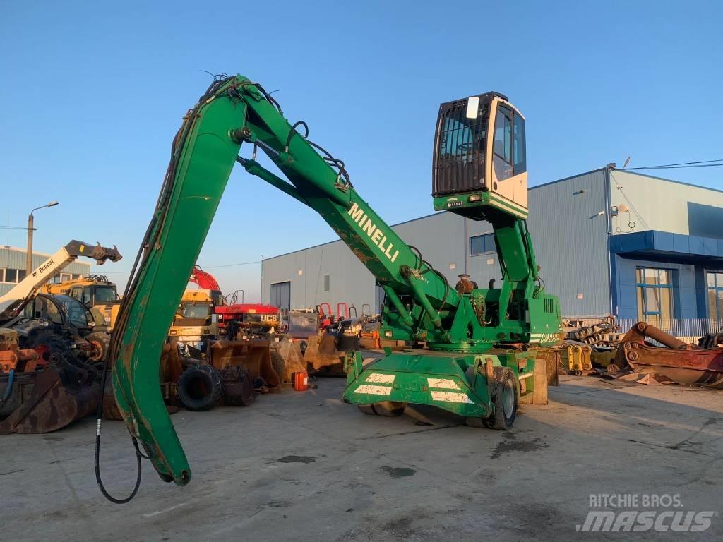 Minelli CM210 Колёсные экскаваторы