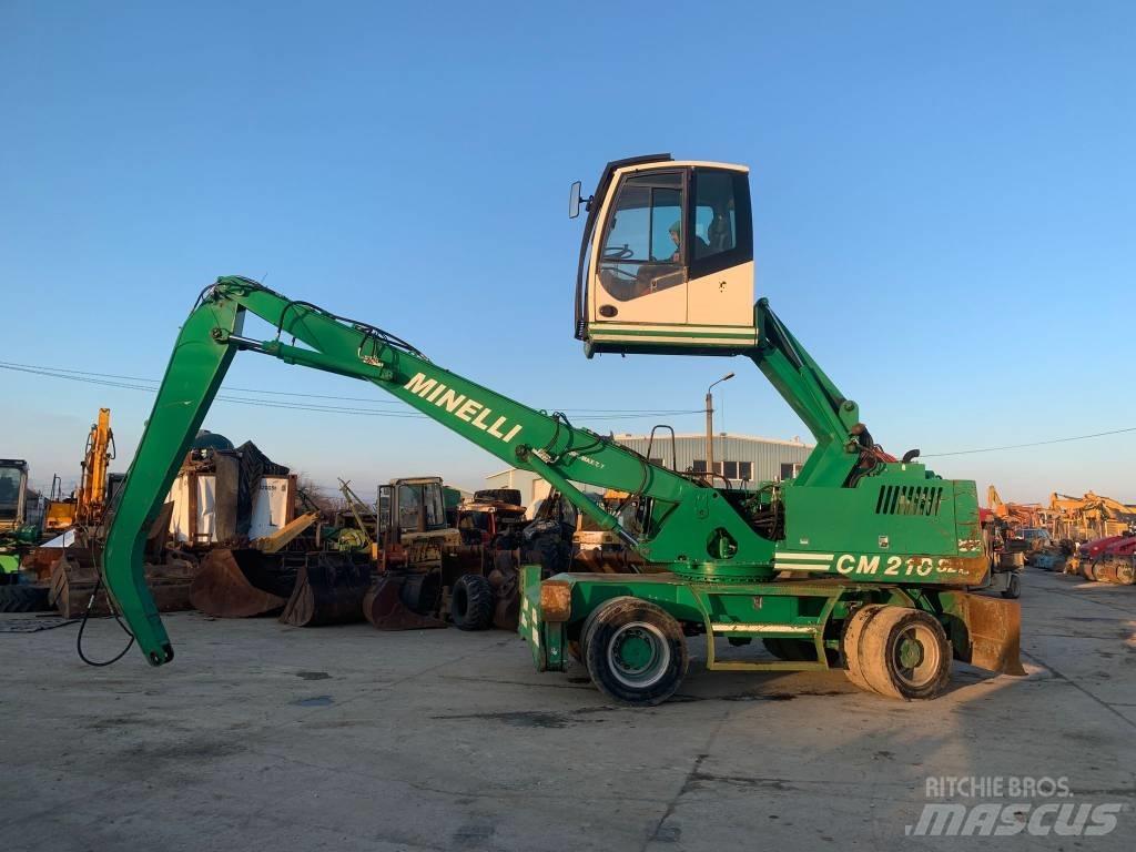 Minelli CM210 Колёсные экскаваторы