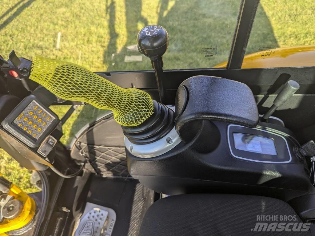 JCB 8026 CTS Мини-экскаваторы