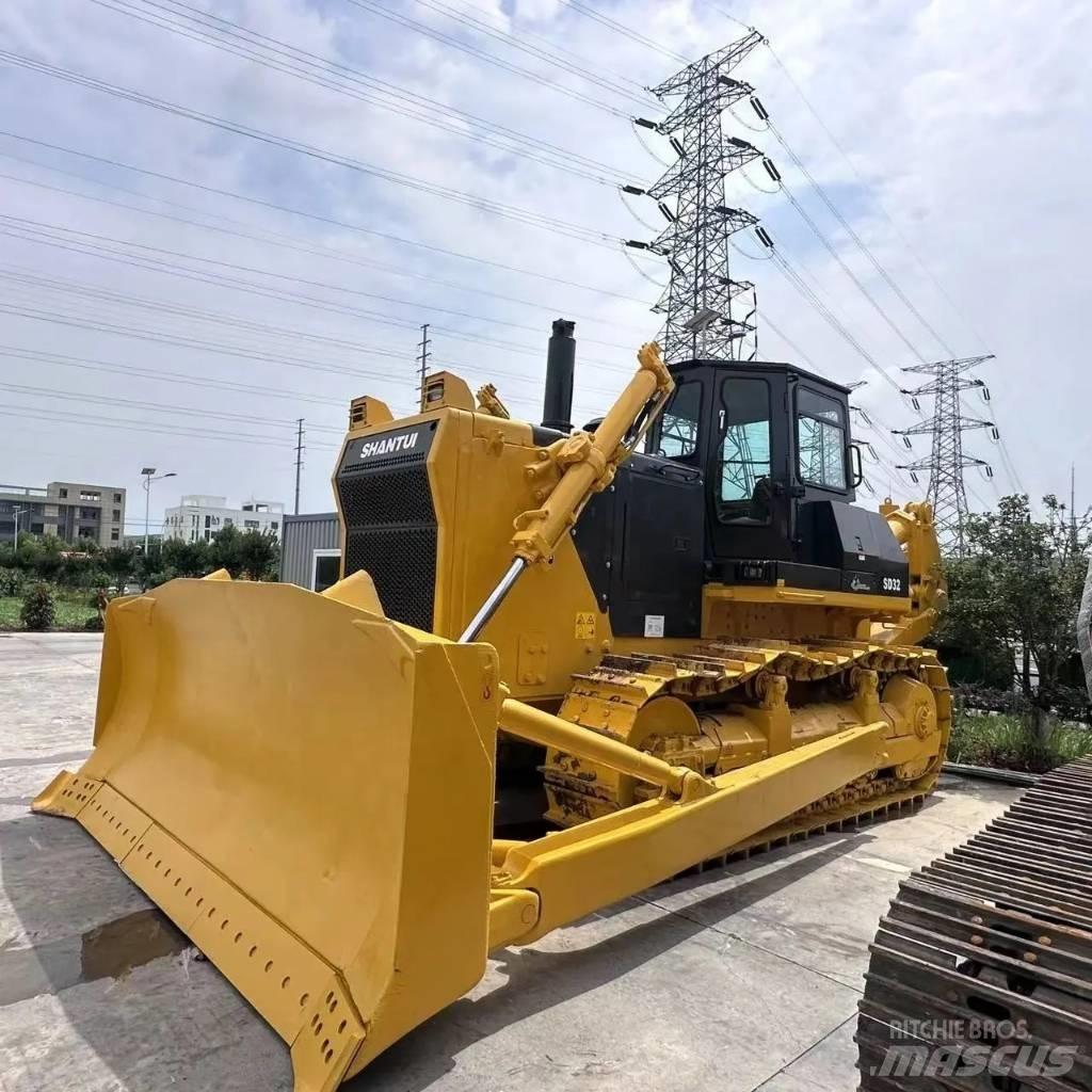 Shantui SD 32 Гусеничные бульдозеры