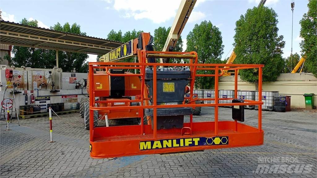 JLG 800AJ Коленчатые подъемники