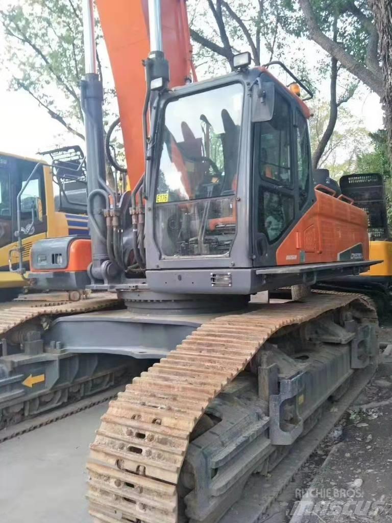 Doosan DX 530 Малые экскаваторы 7т-12т