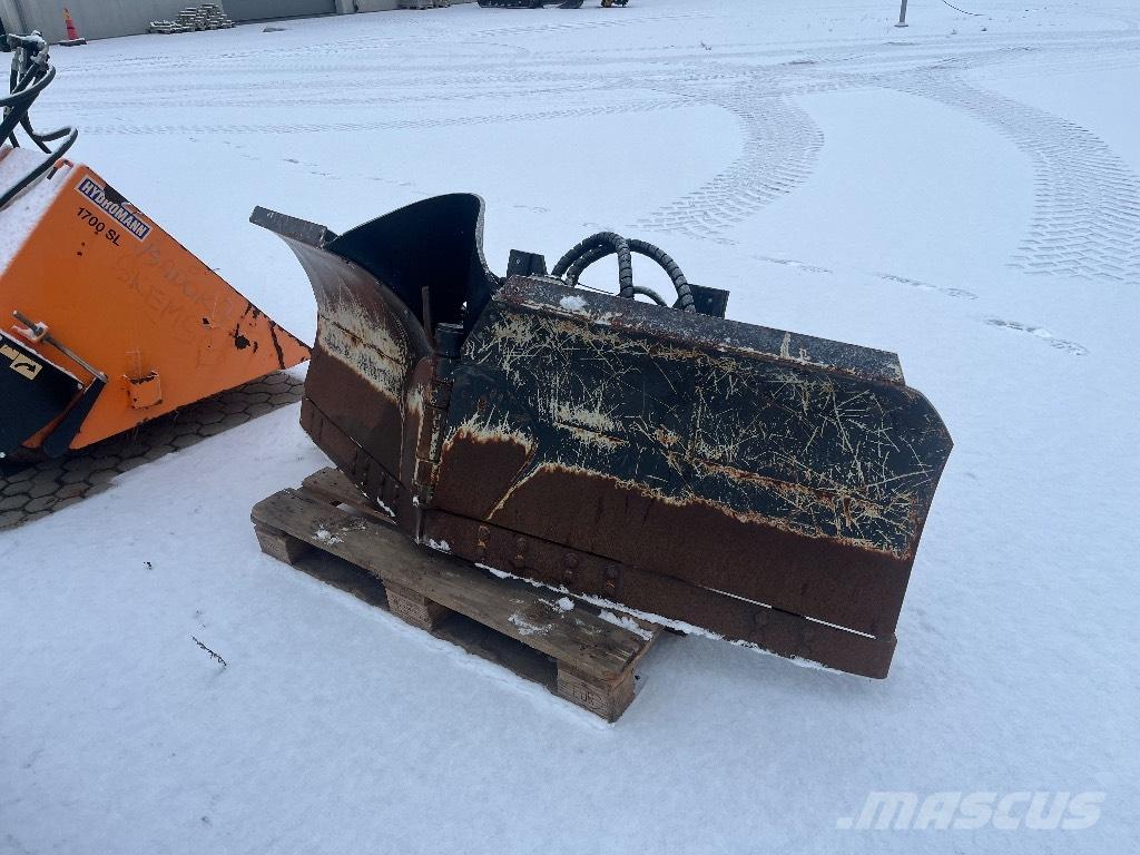 Uni-väg UV-220 Снегоуборочные машины